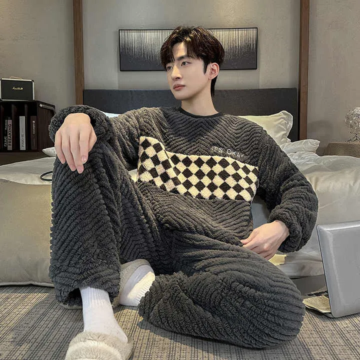 طقم بيجامة للرجال من SAMWESTART من . SAMWESTART Men's Flannel Pajama Set,