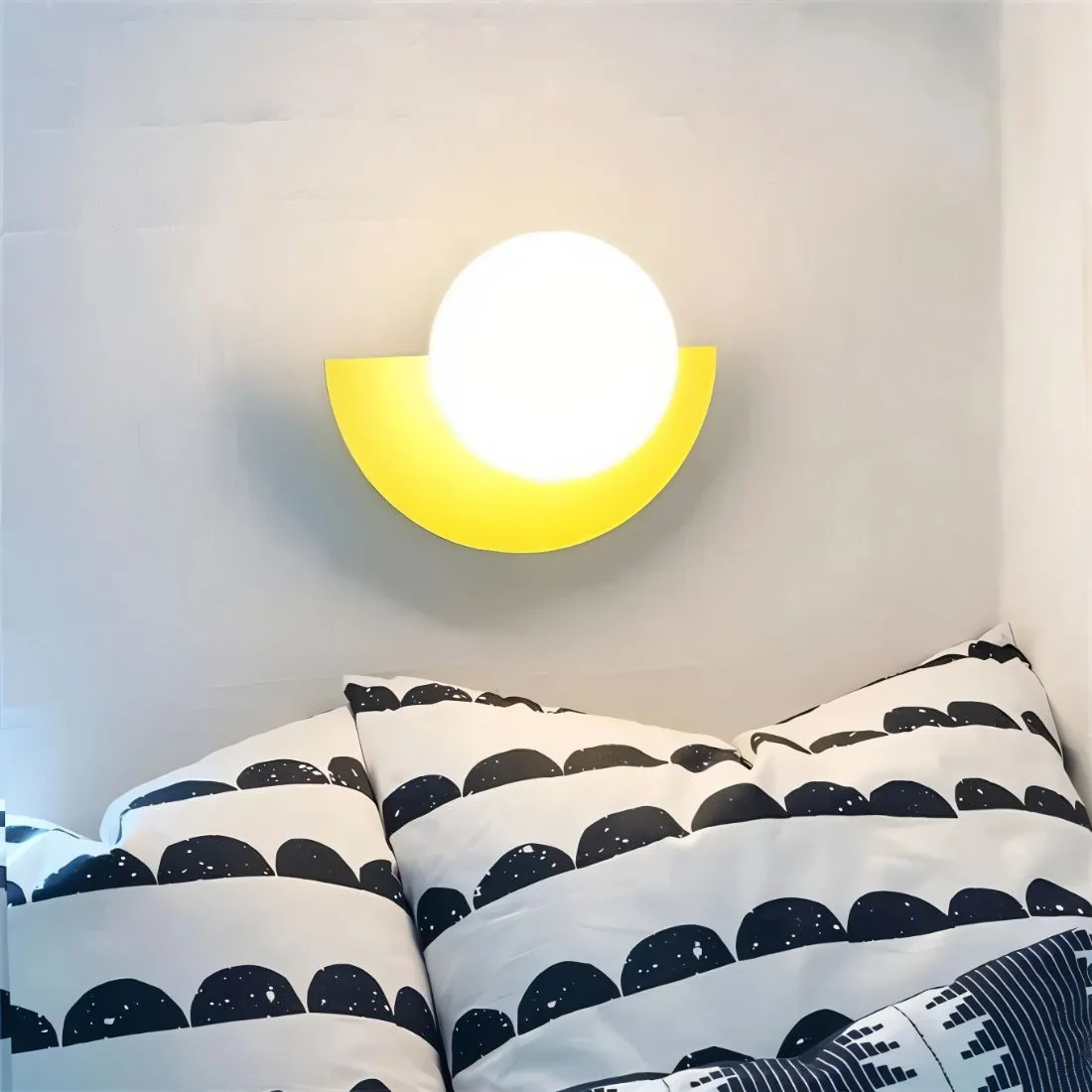 Albus Wall Lamp