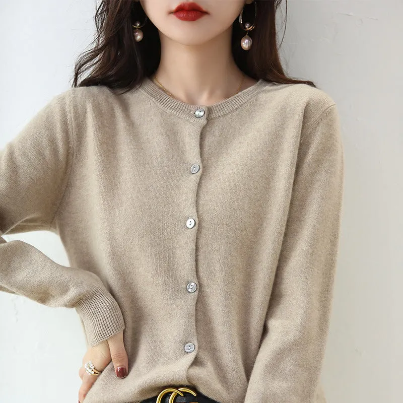 Cardigan Corto da Donna: Maglione in Maglia Elegante e Versatile