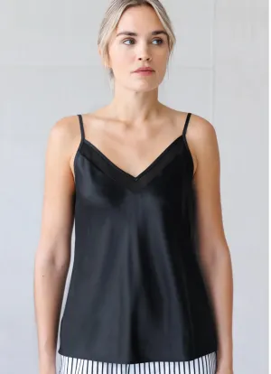 GO TAKE A PEAK TOP IN BLACK