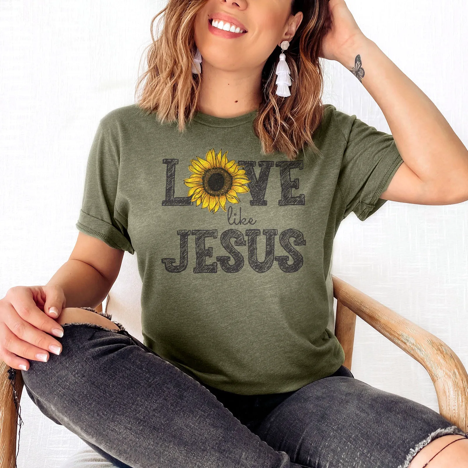 Love Like Jesus | Sunflower Tee