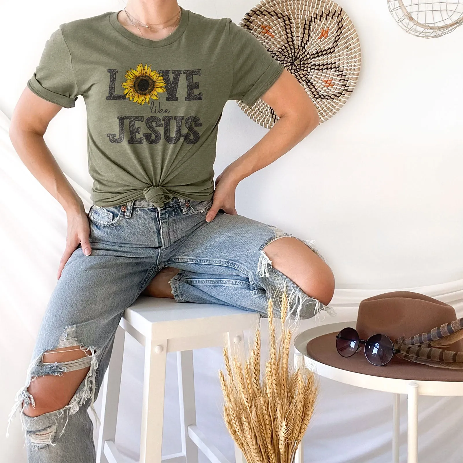 Love Like Jesus | Sunflower Tee