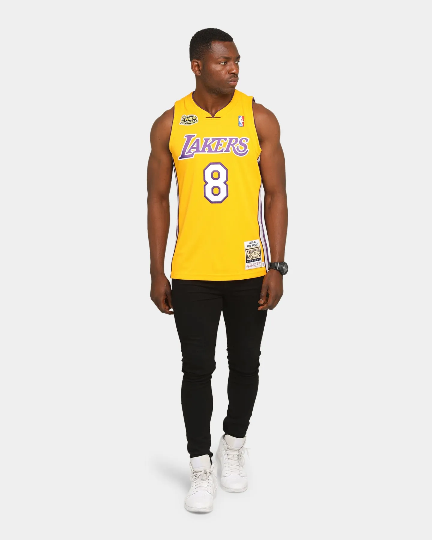 Mitchell & Ness Kobe Bryant NBA Finals '00-'01 #8 Authentic Los Angeles Lakers Jersey Yellow